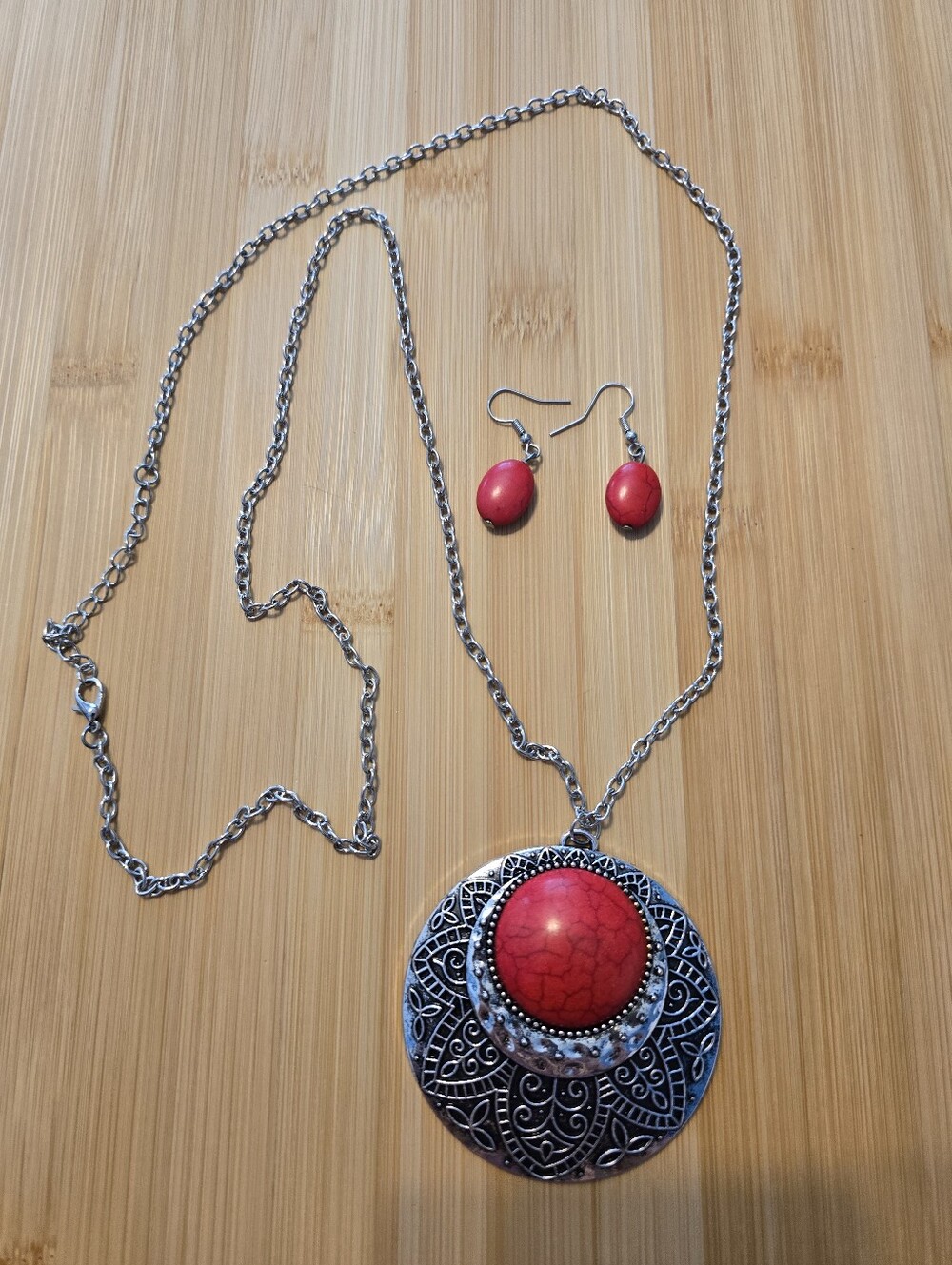❤️Boho Silver Red Turquoise Stone Medallion Statement Necklace and Earrings